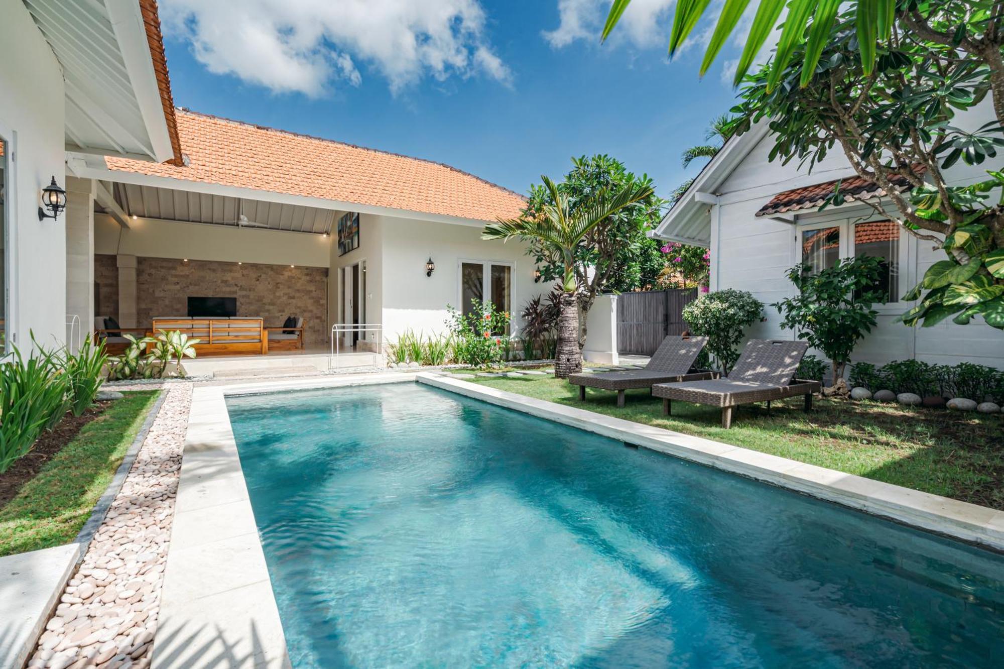Green Garden Seminyak Villa Exterior photo