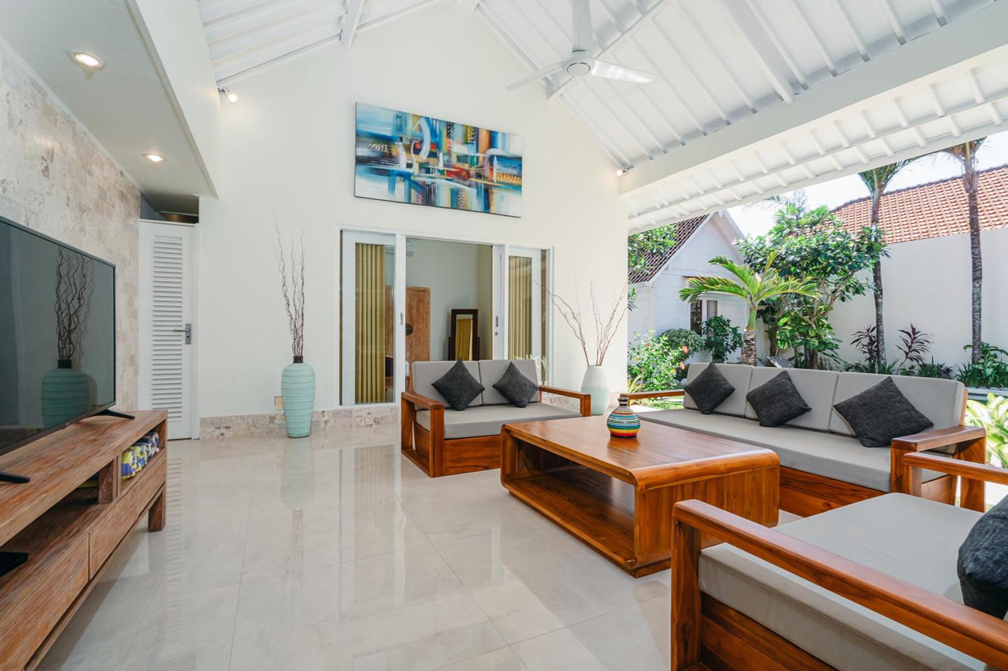 Green Garden Seminyak Villa Exterior photo